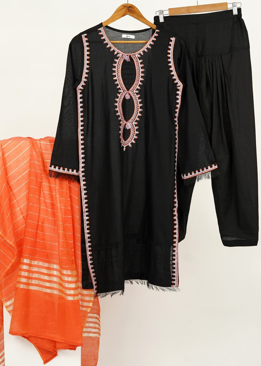 6teen - S54 BLACK/RUST EMB 3PC SUIT
