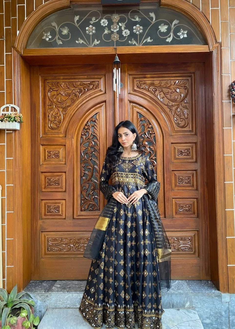 black 3pc sheesh mahal