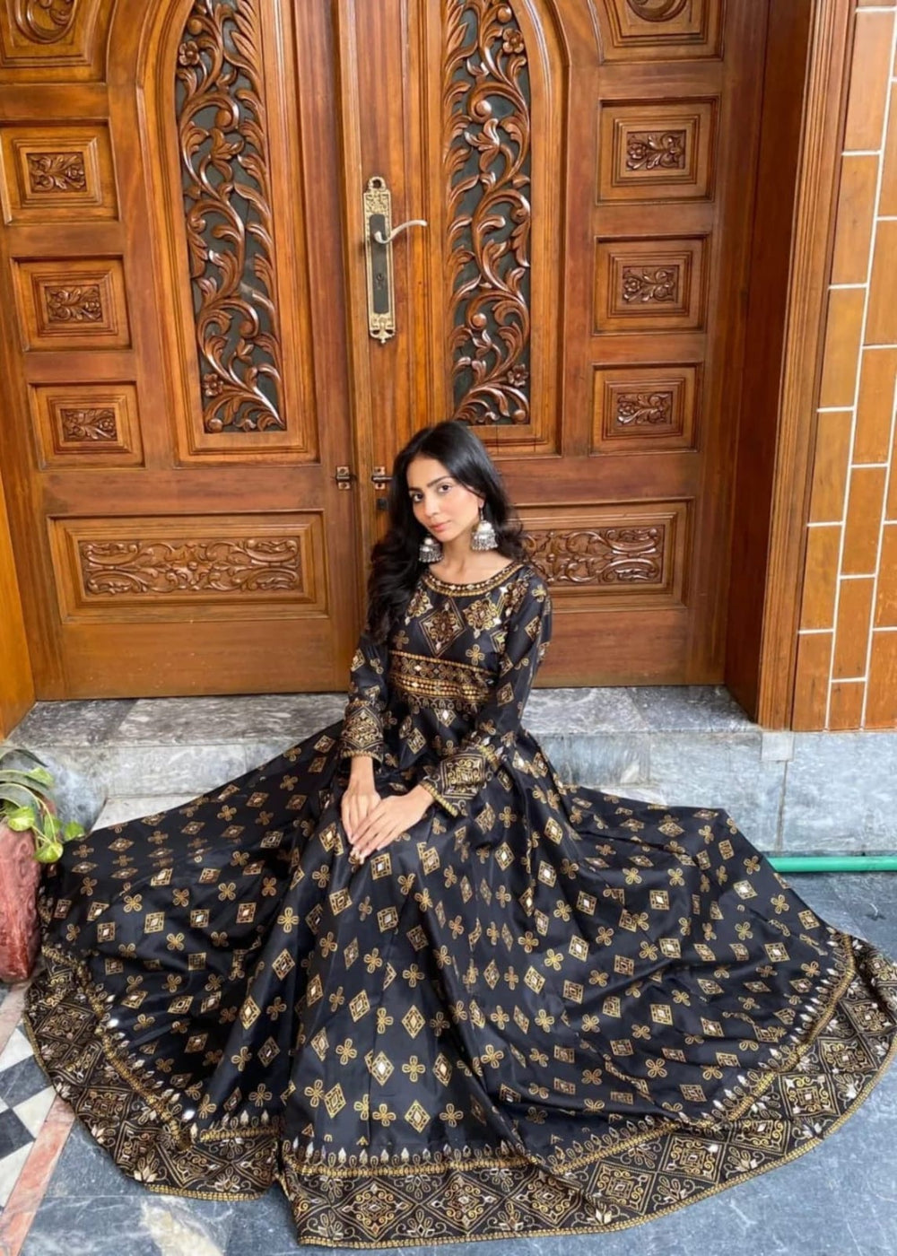 black 3pc sheesh mahal