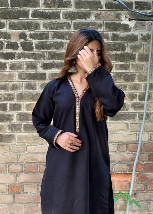 1 Mahoor Haven - 2PC SHIRT AND CAPRI