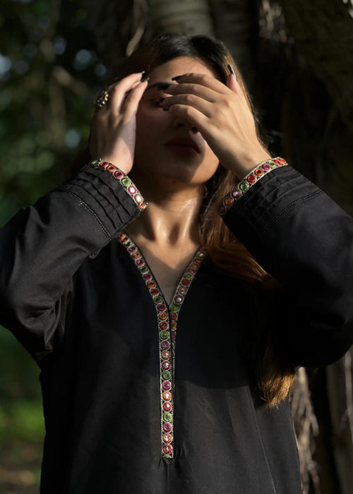 1 Mahoor Haven - 2PC SHIRT AND CAPRI